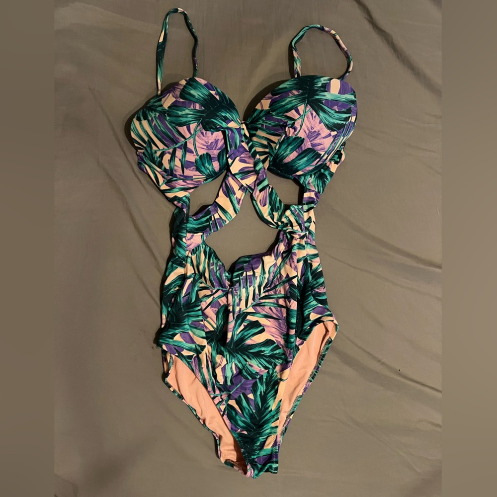 Shade & Shore Green and Purple Leaf Print One Piece Swimsuit